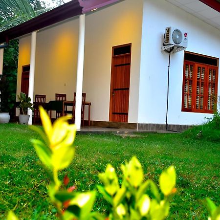 אודוואלאווה Little Ele Safari Lodge מראה חיצוני תמונה