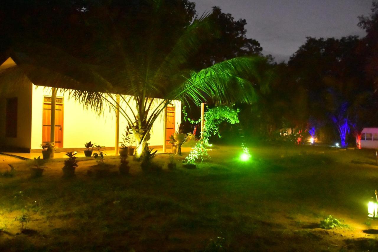 אודוואלאווה Little Ele Safari Lodge מראה חיצוני תמונה