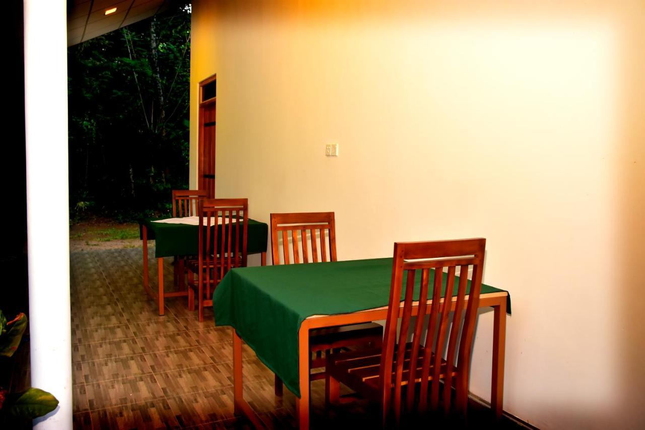 אודוואלאווה Little Ele Safari Lodge מראה חיצוני תמונה